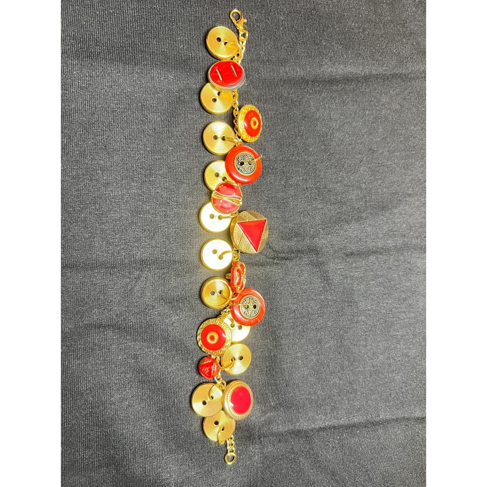 Vintage Button Charm Bracelet: Gold and Red Buttons - 8 Inch - Picture 5 of 9